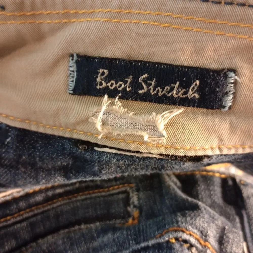 Vigoss Studio Boot Cut Stretch Carolina Denim Jeans Size 32 Embroidered